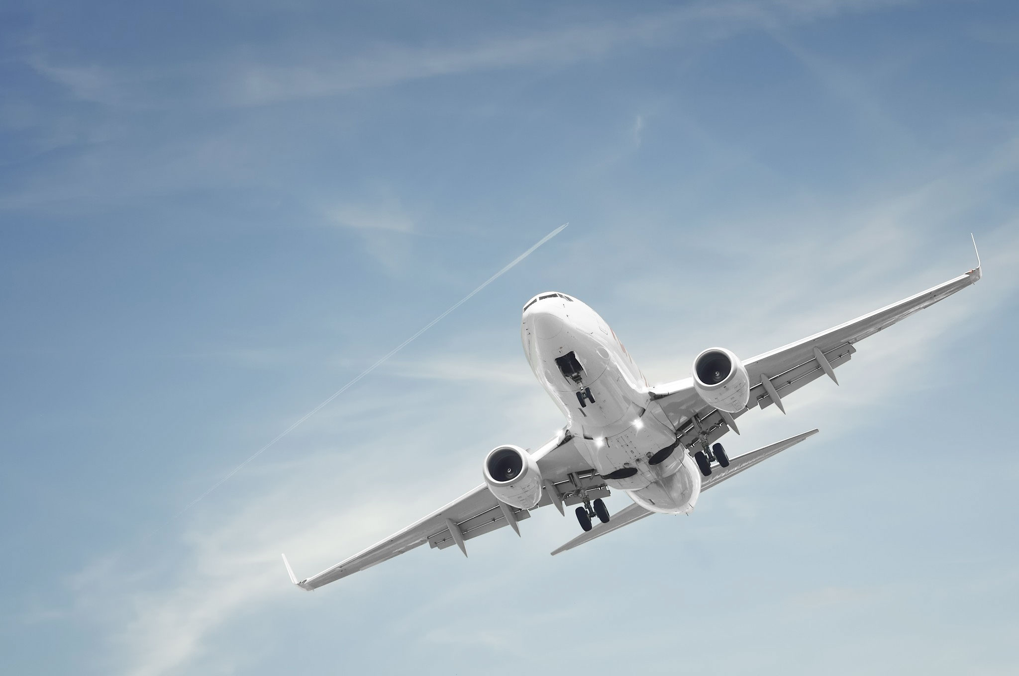 OVER 40 YEARS OF EXPERIENCE IN AIR FREIGHT FORWARDING